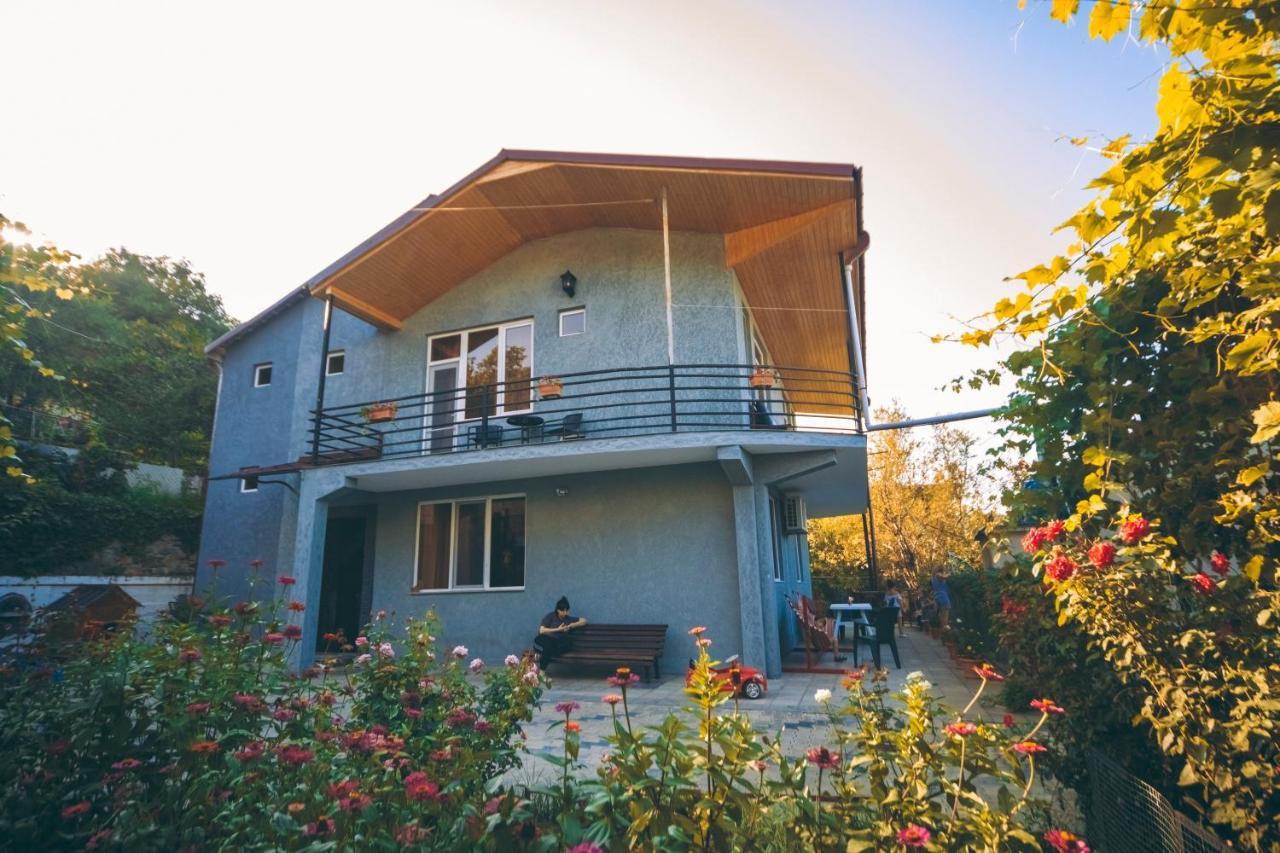 Makos Guest House Kutaisi Exterior foto